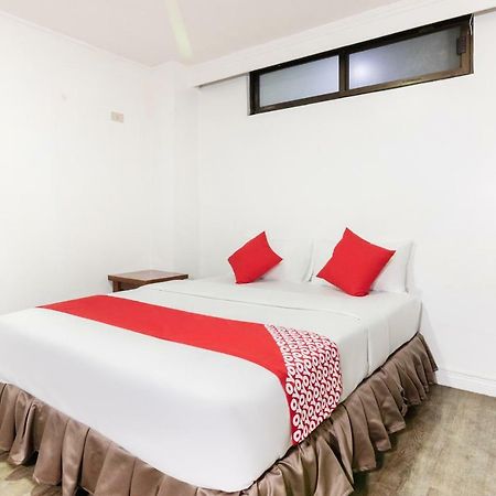 Oyo 175 Hotel Elegant Baguio City Екстер'єр фото