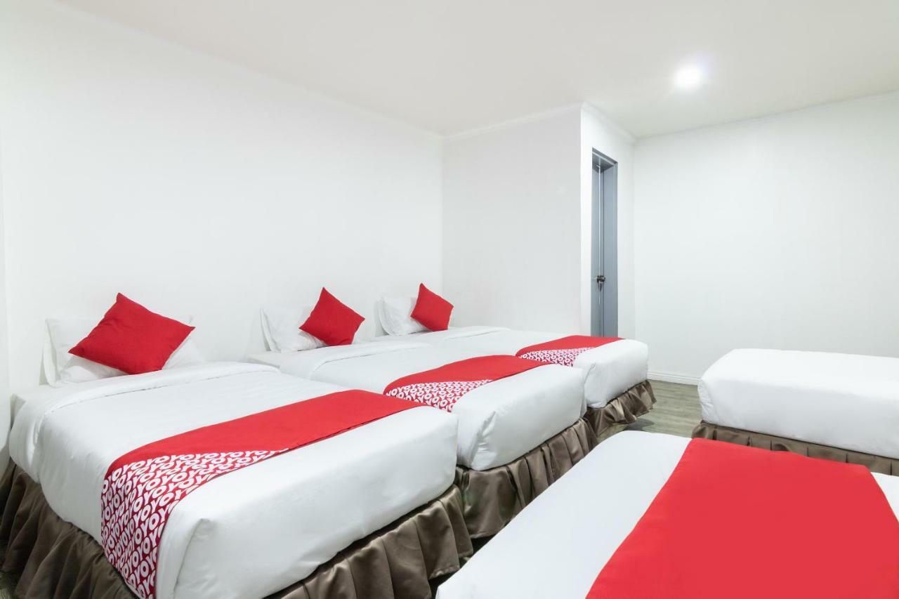 Oyo 175 Hotel Elegant Baguio City Екстер'єр фото